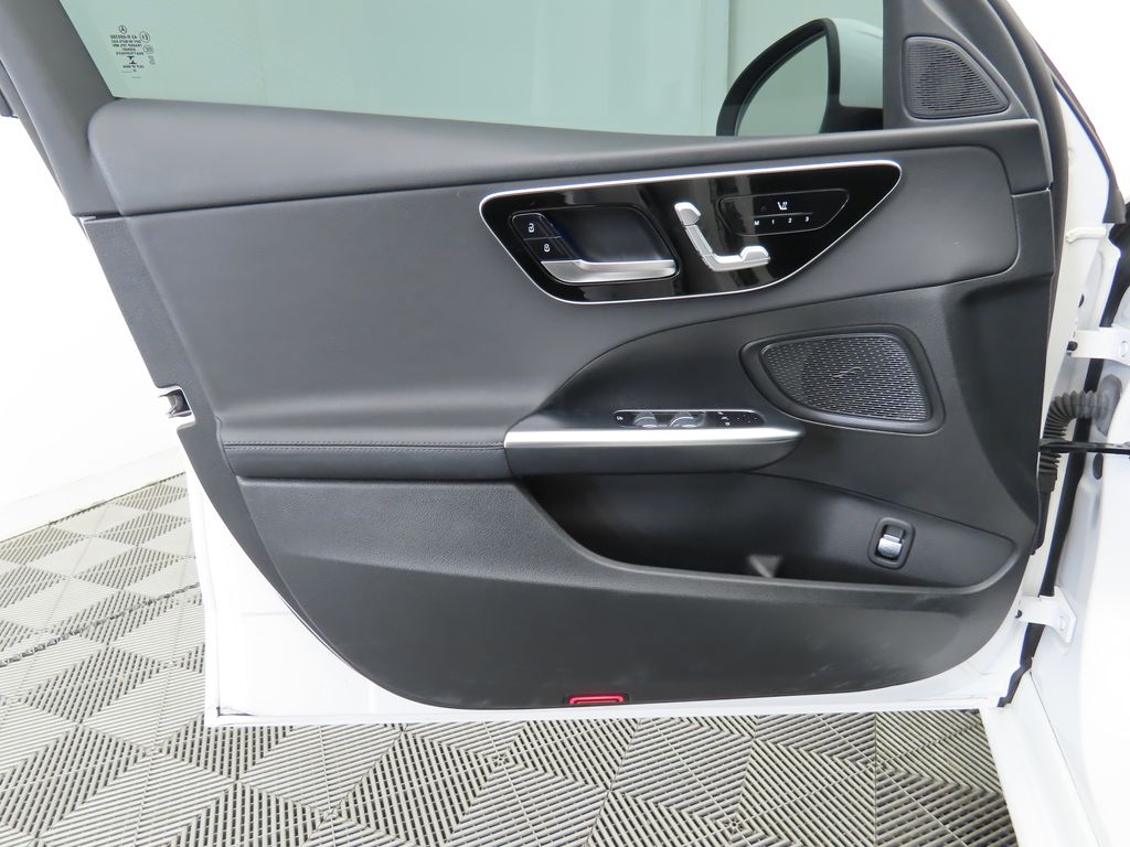 Thumbnail: 2023 Mercedes-Benz C-Class - 23