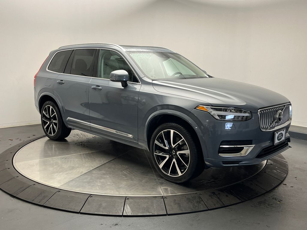 2022 Volvo XC90 T8 Inscription 7