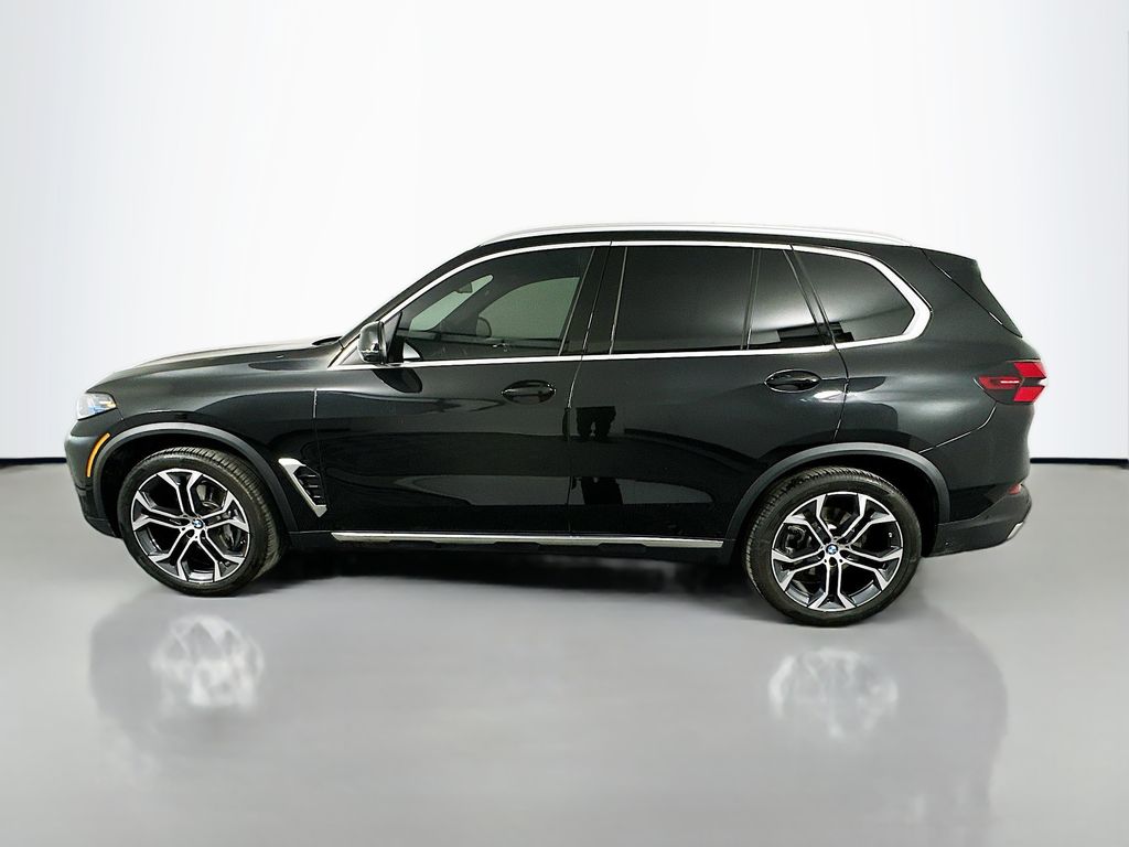 Thumbnail: 2024 BMW X5 - 8
