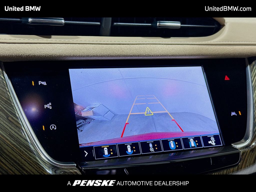 Thumbnail: 2020 Cadillac XT6 - 9