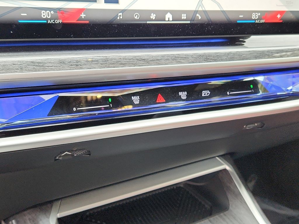 Thumbnail: 2024 BMW 7 Series - 17