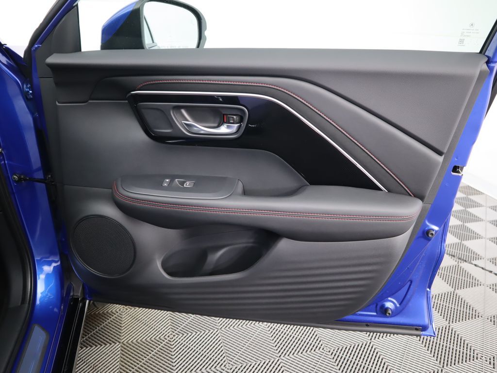 Thumbnail: 2025 Acura ADX - 26