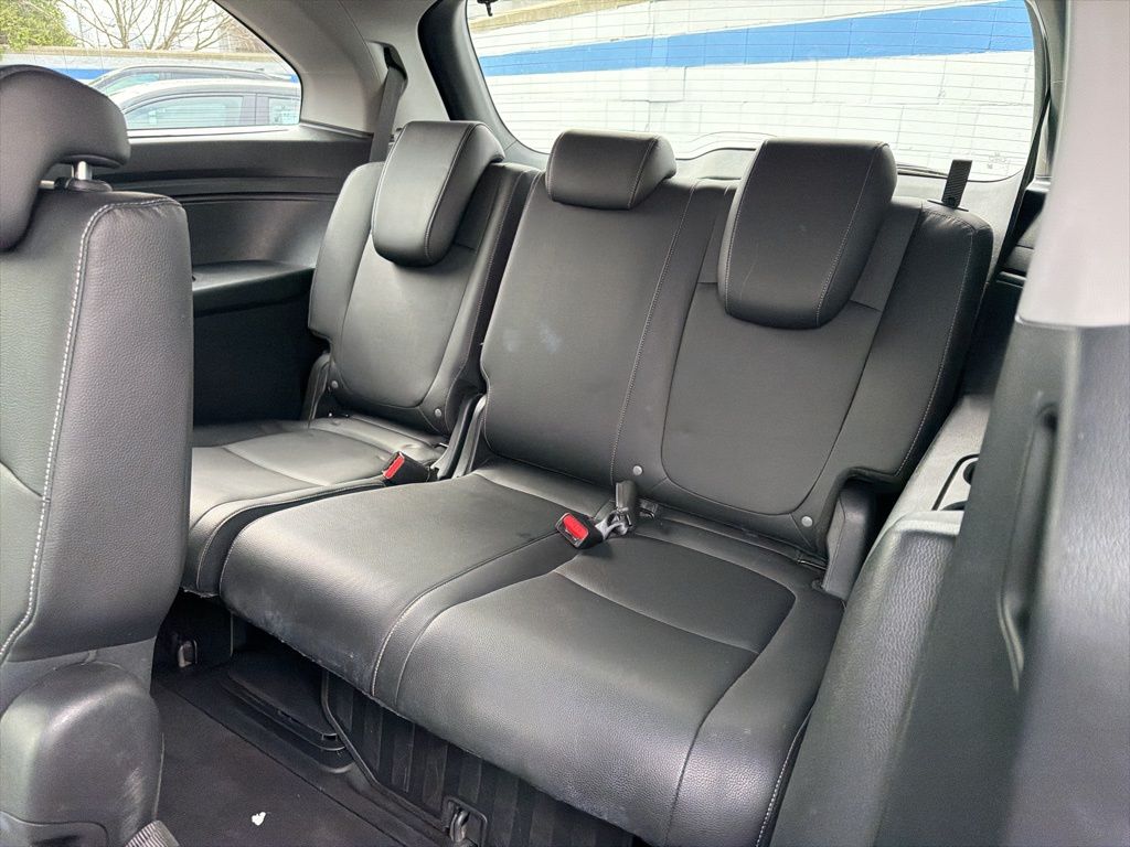 Thumbnail: 2023 Honda Odyssey - 21