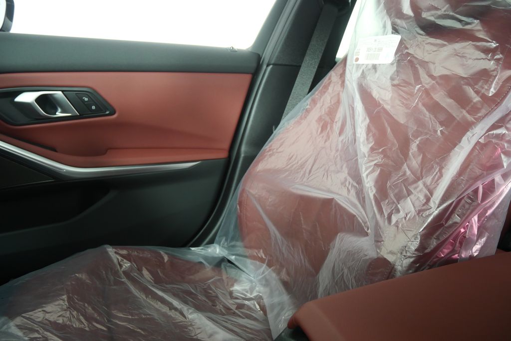 Thumbnail: 2026 BMW 3 Series - 24