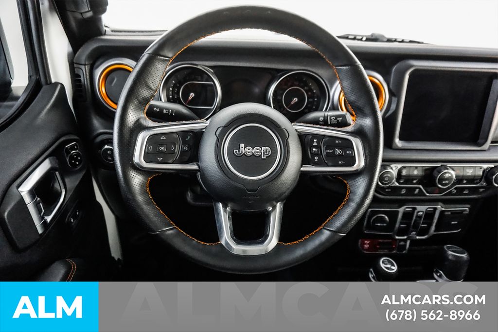 Used 2020 White Jeep Mojave image 24