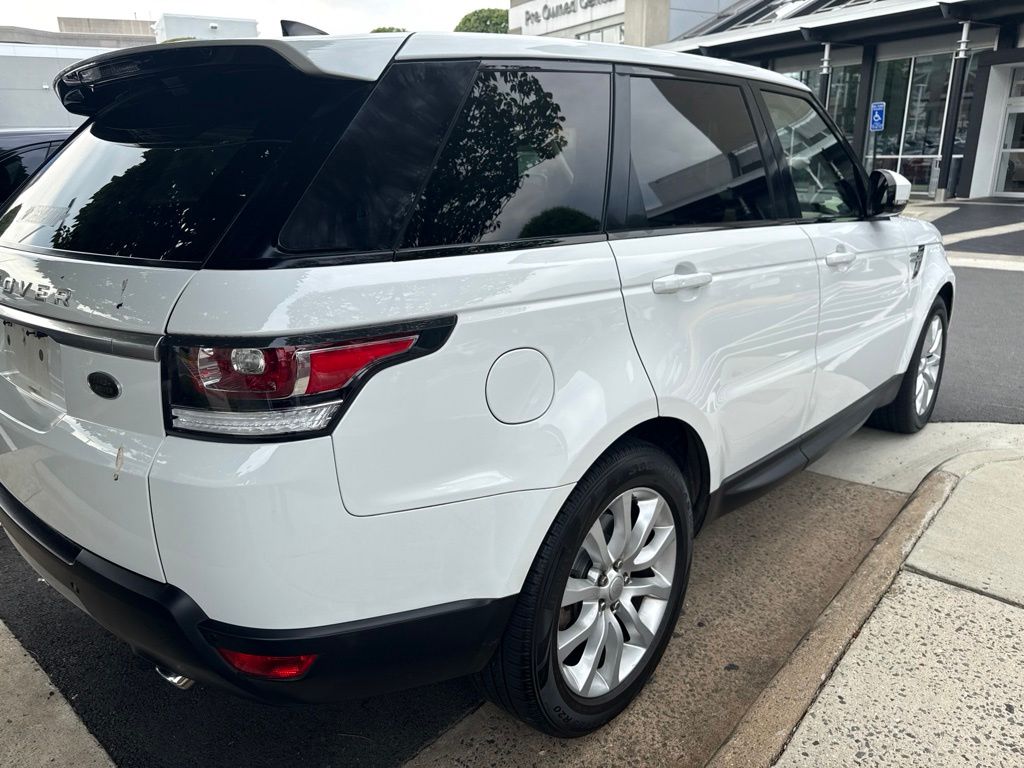 Thumbnail: 2017 Land Rover Range Rover Sport - 3