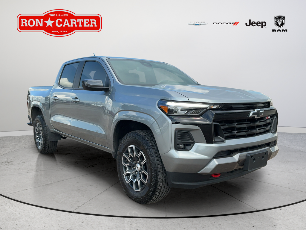 Sterling Gray Metallic 2025 Chevrolet Colorado Pickup Truck Four-Wheel Drive 8-Speed Automatic