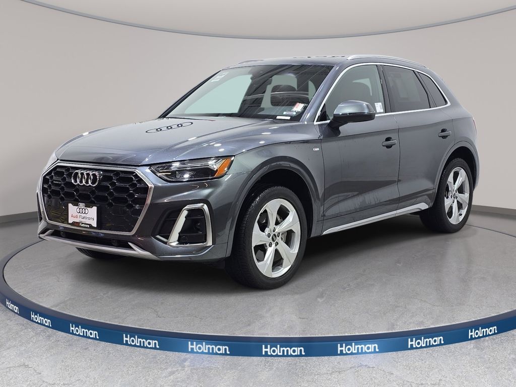 Daytona Gray Pearl Effect 2023 Audi Q5 quattro Premium Plus S Line 45 TFSI SUV / Crossover All-Wheel Drive 7-Speed Automatic