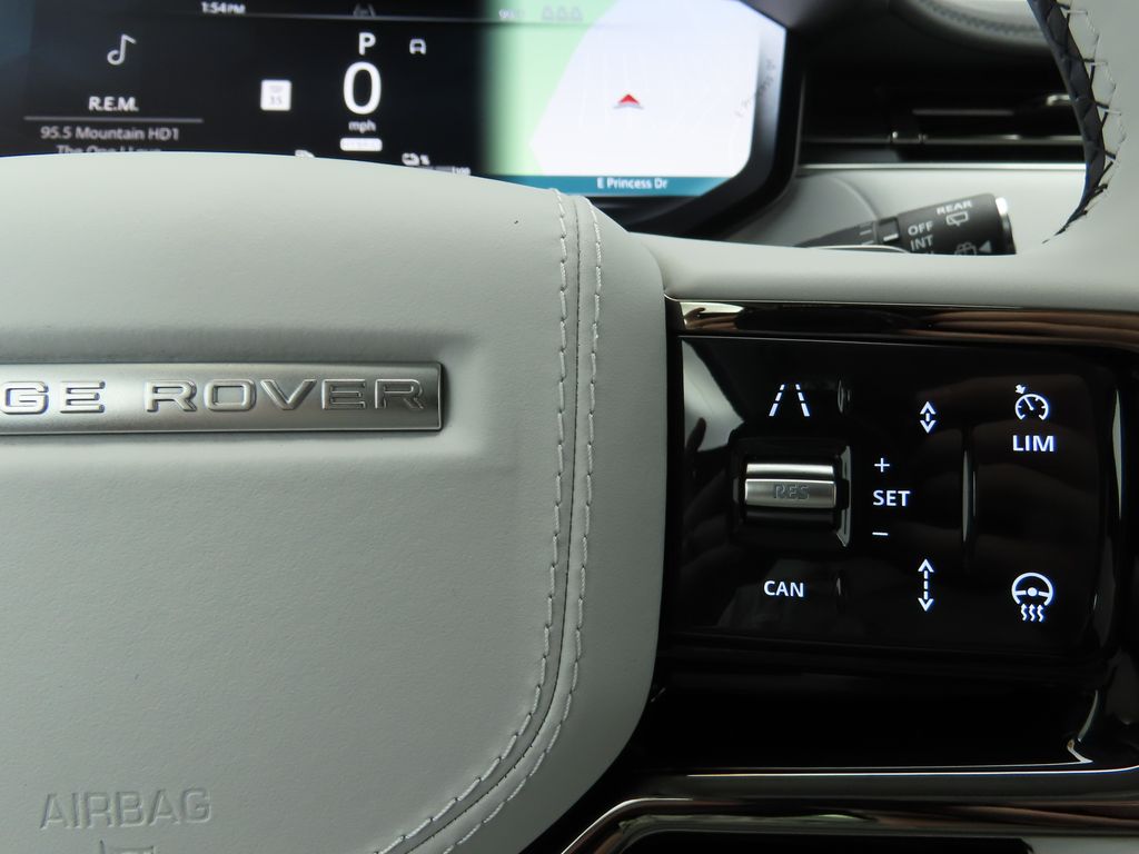 Thumbnail: 2025 Land Rover Range Rover Sport - 12