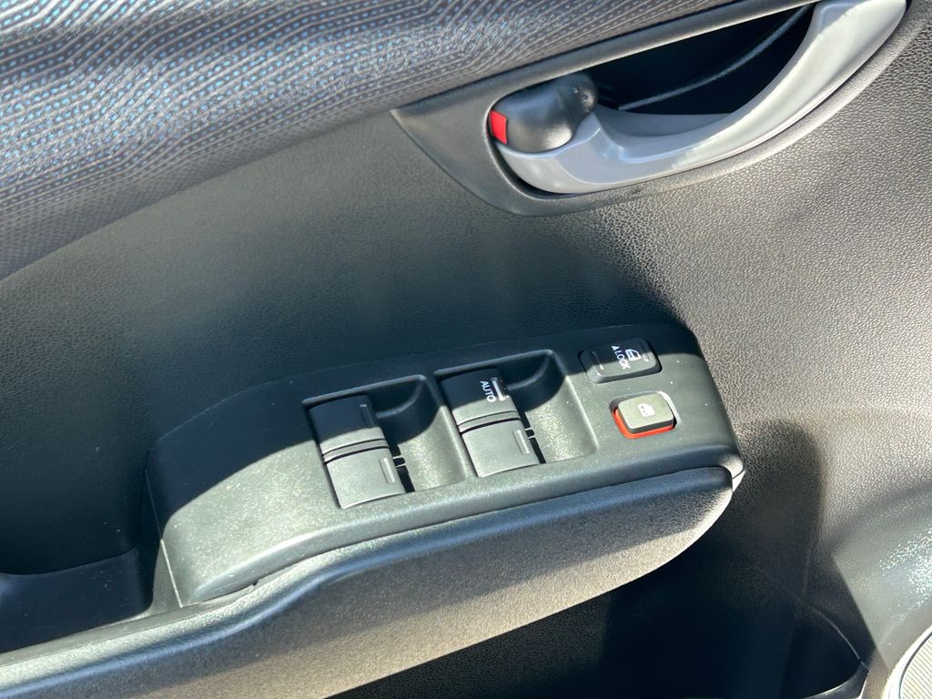 Thumbnail: 2011 Honda Fit - 12