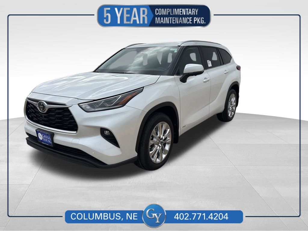 White (Wind Chill Pearl) 2026 Toyota Highlander Hybrid Limited AWD SUV / Crossover All-Wheel Drive Continuously Variable Transmission