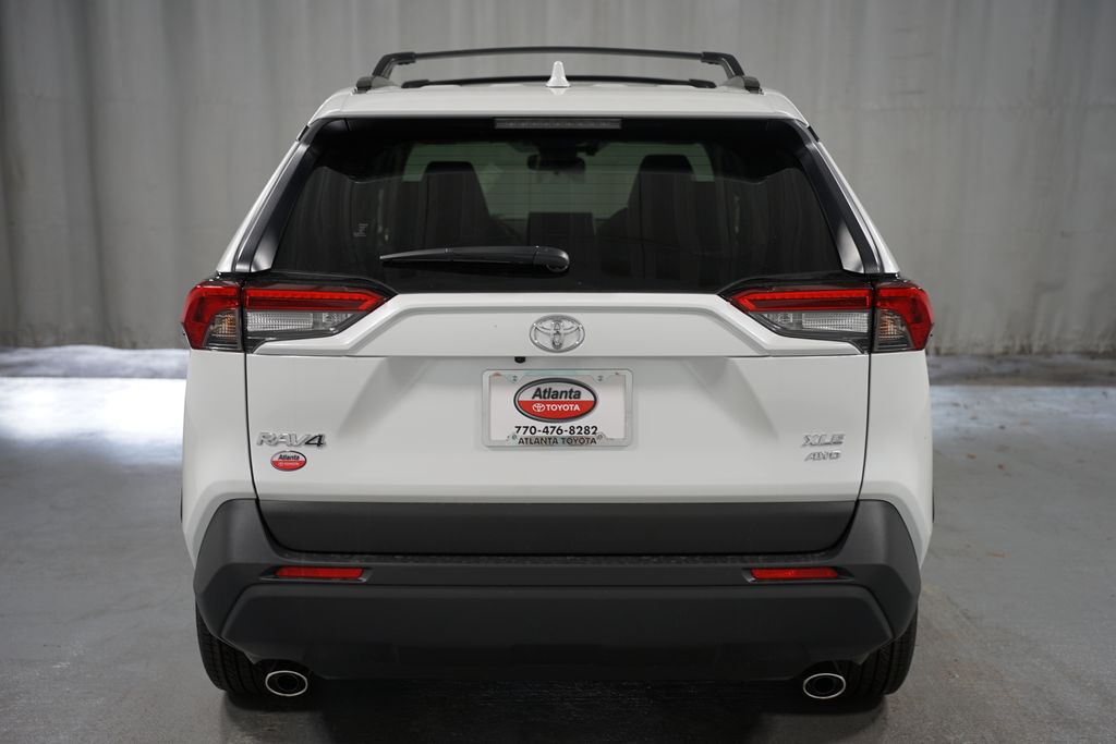 2025 Toyota RAV4 XLE Premium 7