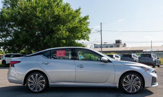 2025 Nissan Altima 2.5 SL Silver at Rafferty Subaru