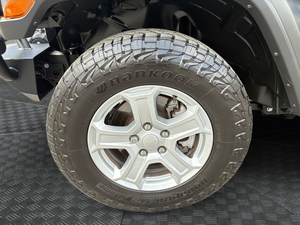 Used Car 2021 Jeep Wrangler  Sport S For Sale Under $25,000 In Austin, Texas