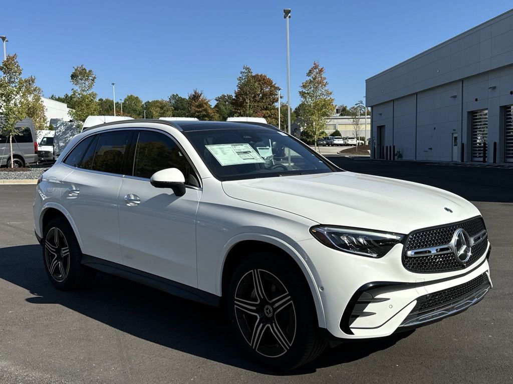 2025 Mercedes-Benz GLC GLC 300 2