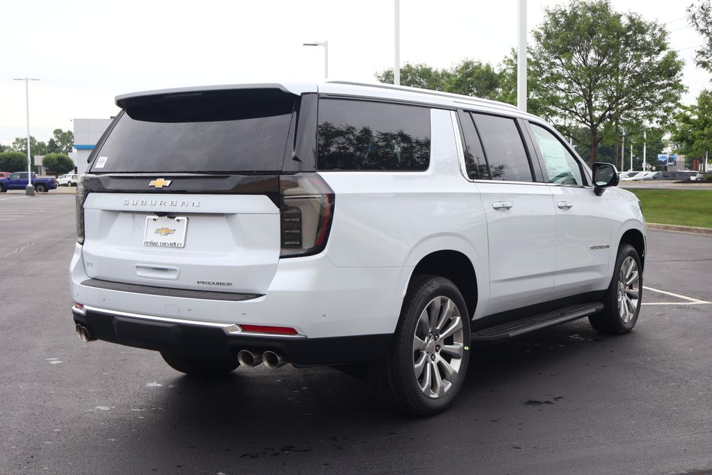 Thumbnail: 2026 Chevrolet Suburban - 8