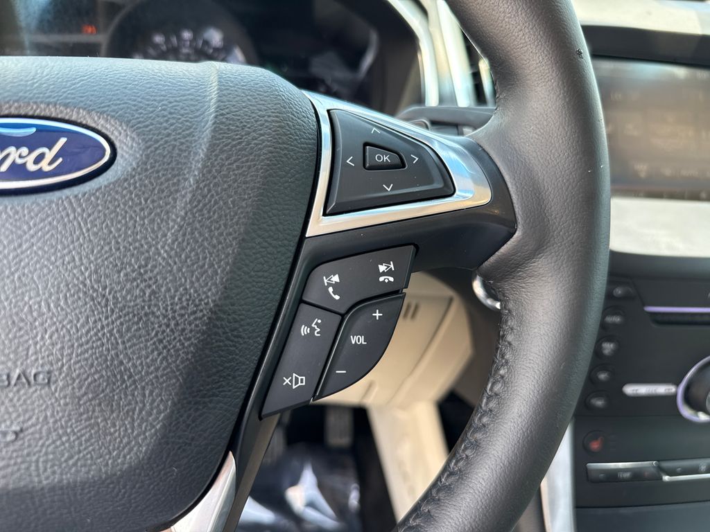 Used 2015 Red Ford Titanium image 15