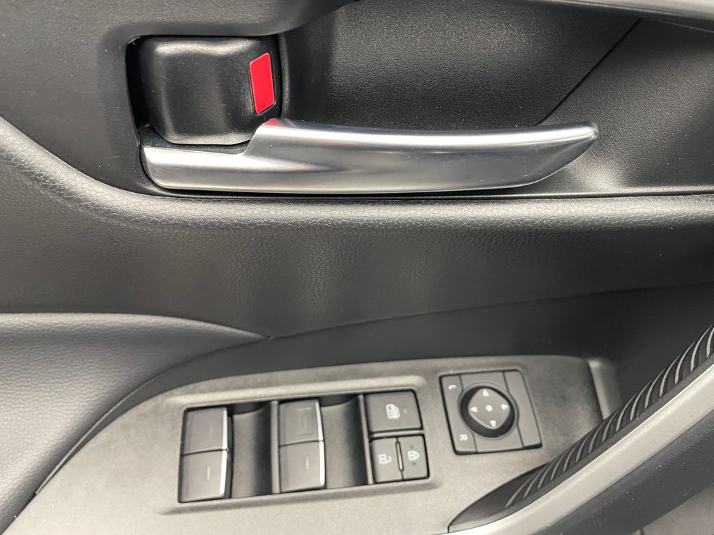 Thumbnail: 2025 Toyota RAV4 - 10