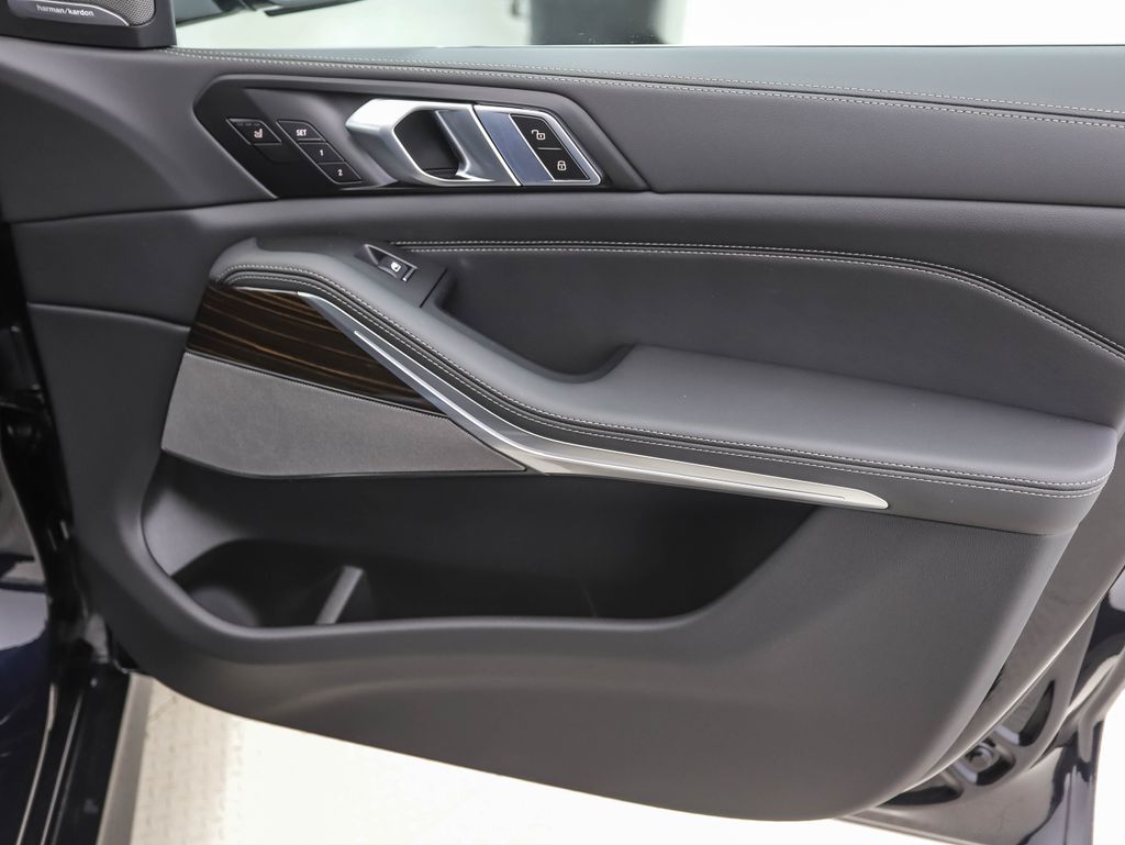 Thumbnail: 2026 BMW X5 - 29