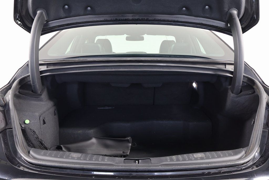 Thumbnail: 2020 Lincoln MKZ - 12