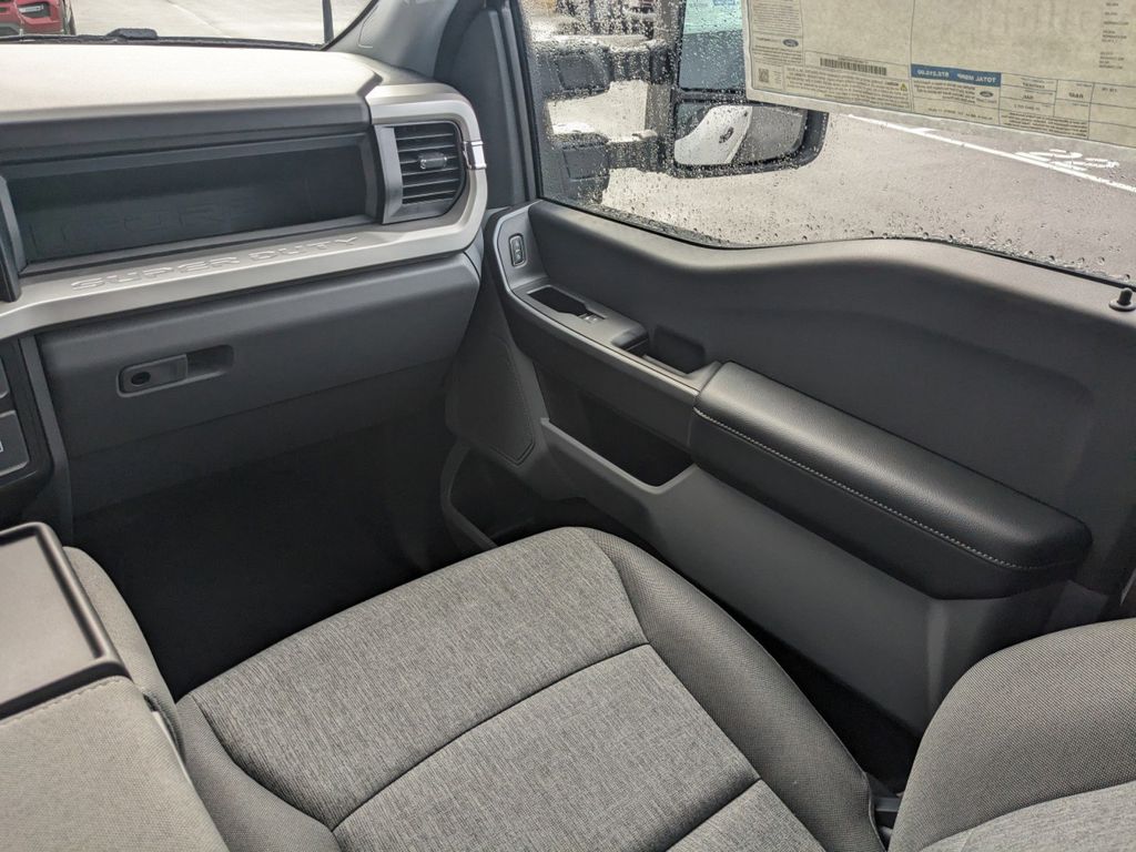 2024 Ford F-250 Super Duty XL