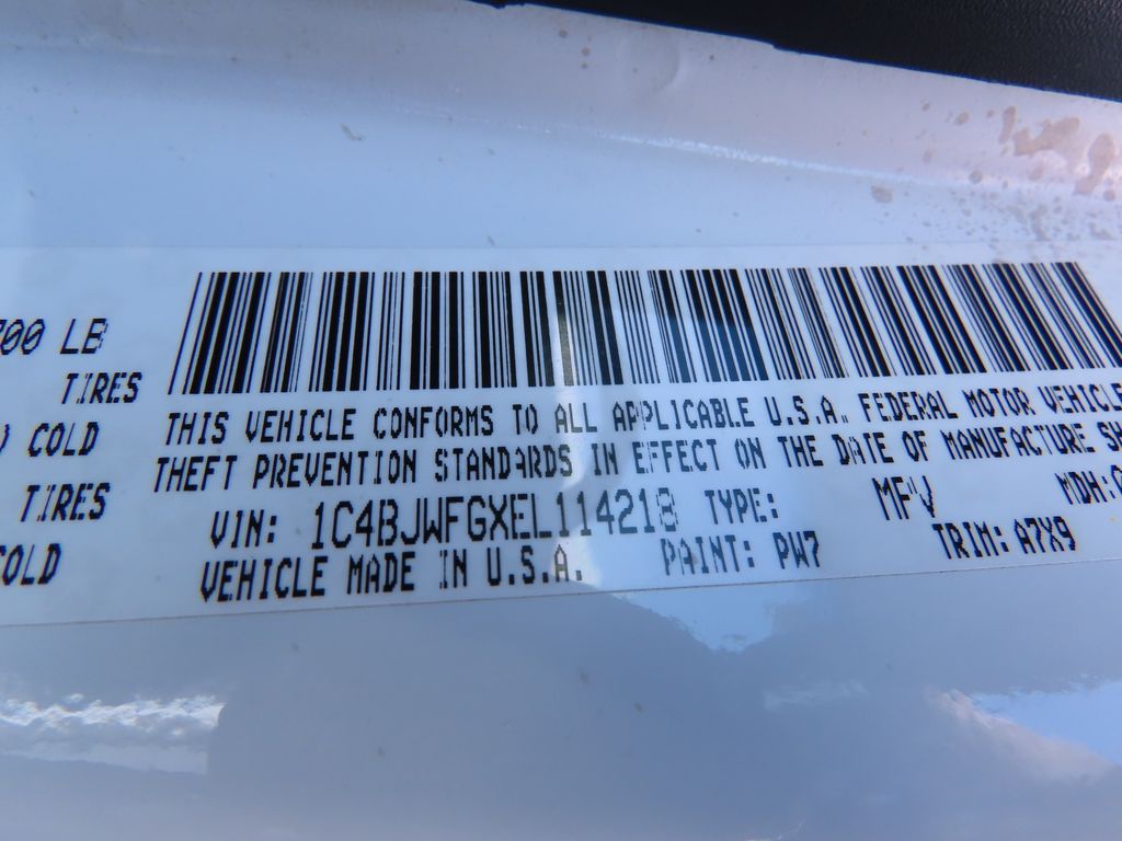 Thumbnail: 2014 Jeep Wrangler - 21