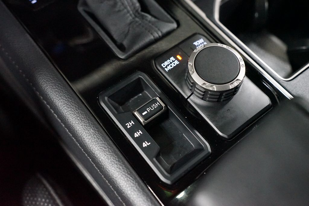 Thumbnail: 2025 Toyota Tundra - 23