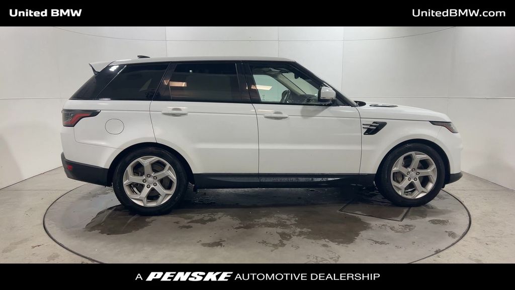 2018 Land Rover Range Rover Sport SE 9