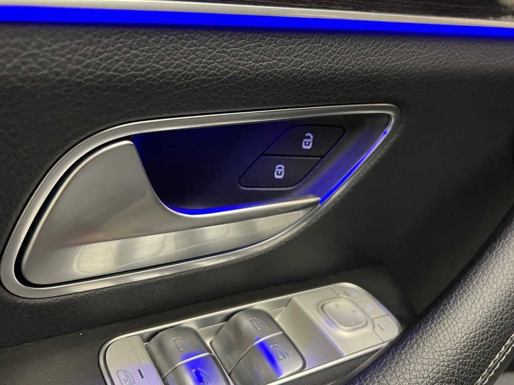 Thumbnail: 2022 Mercedes-Benz GLS - 26