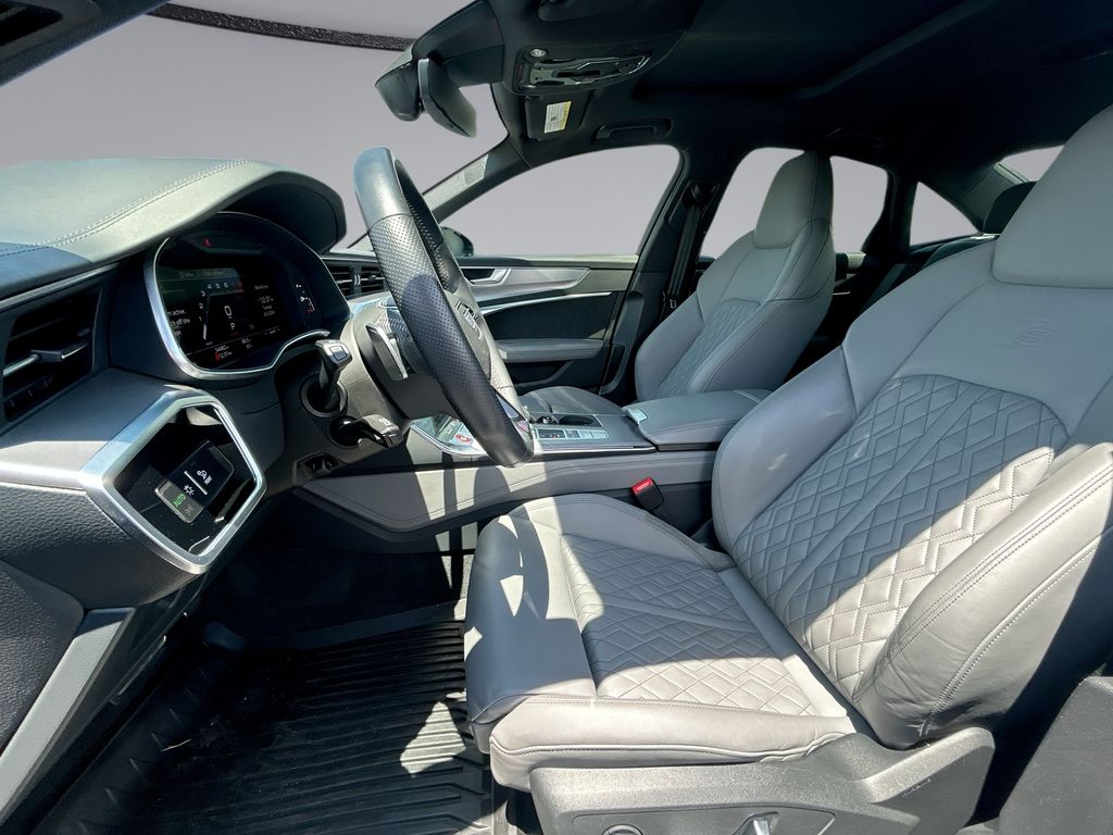 Thumbnail: 2021 Audi S6 - 28