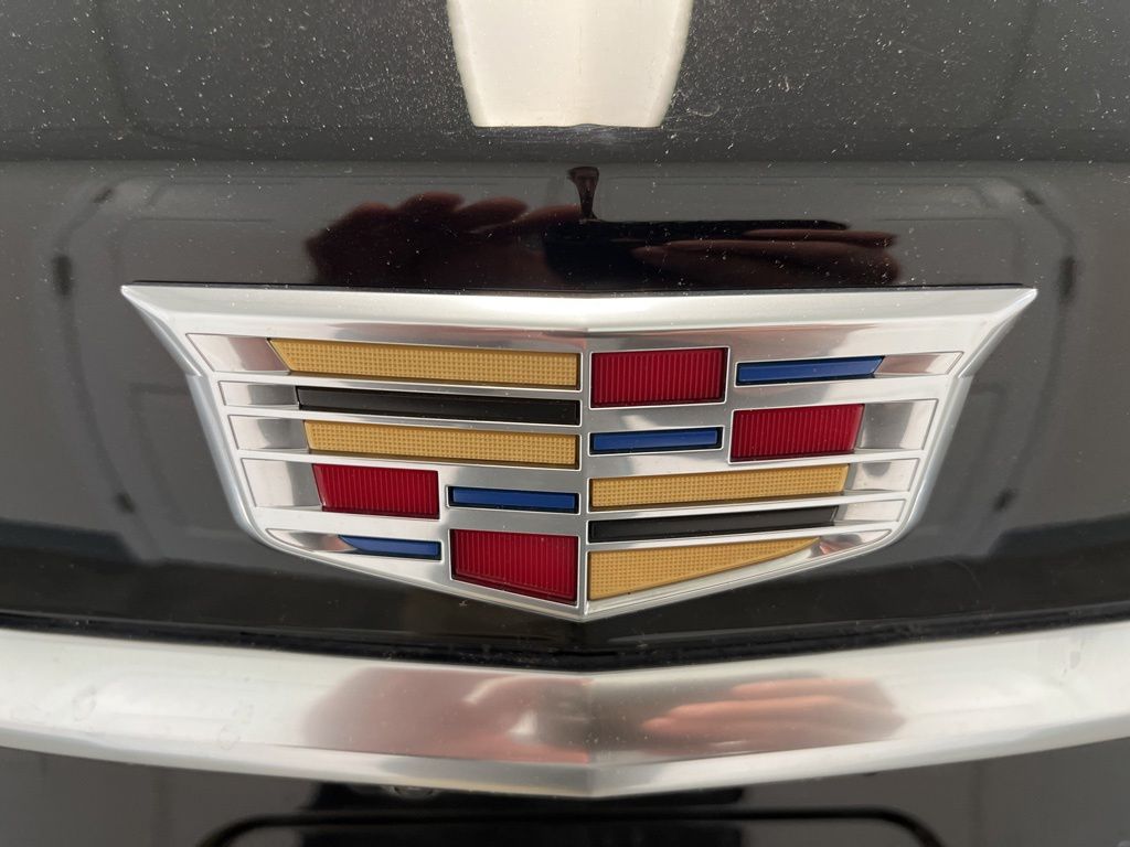 used 2023 Cadillac XT5 car, priced at $39,350