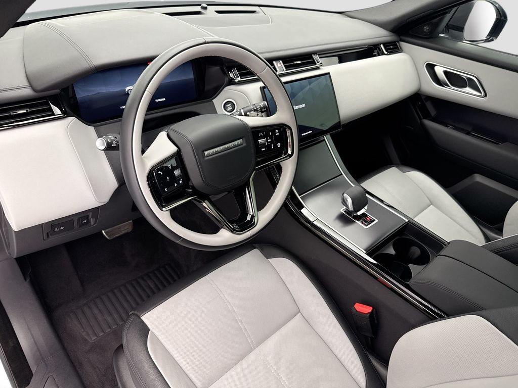 Thumbnail: 2026 Land Rover Range Rover Velar - 9