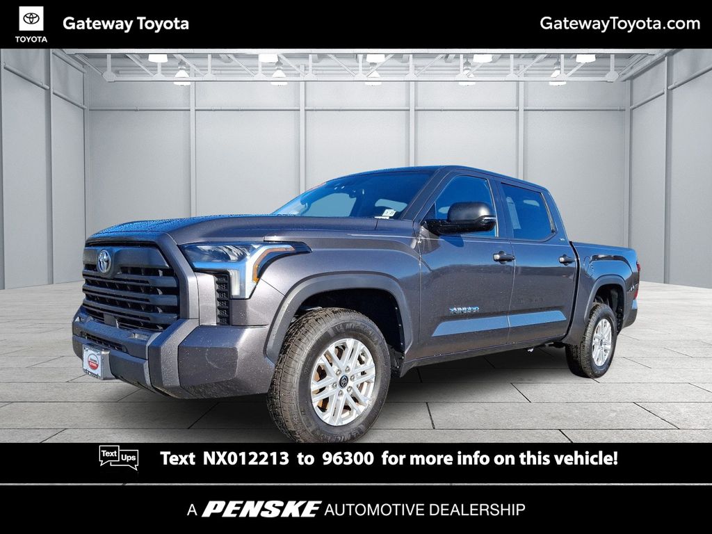 2022 Toyota Tundra SR5 -
                Toms River, NJ