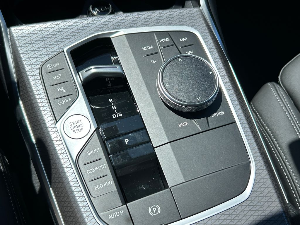 Thumbnail: 2026 BMW 3 Series - 28