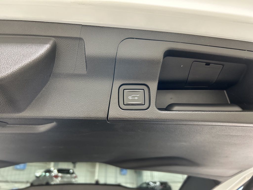 used 2022 GMC Acadia car, priced at $28,976