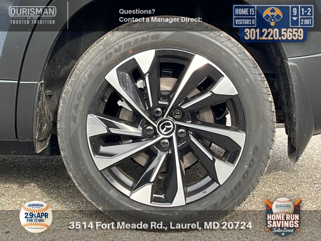 View vehicle photo 5