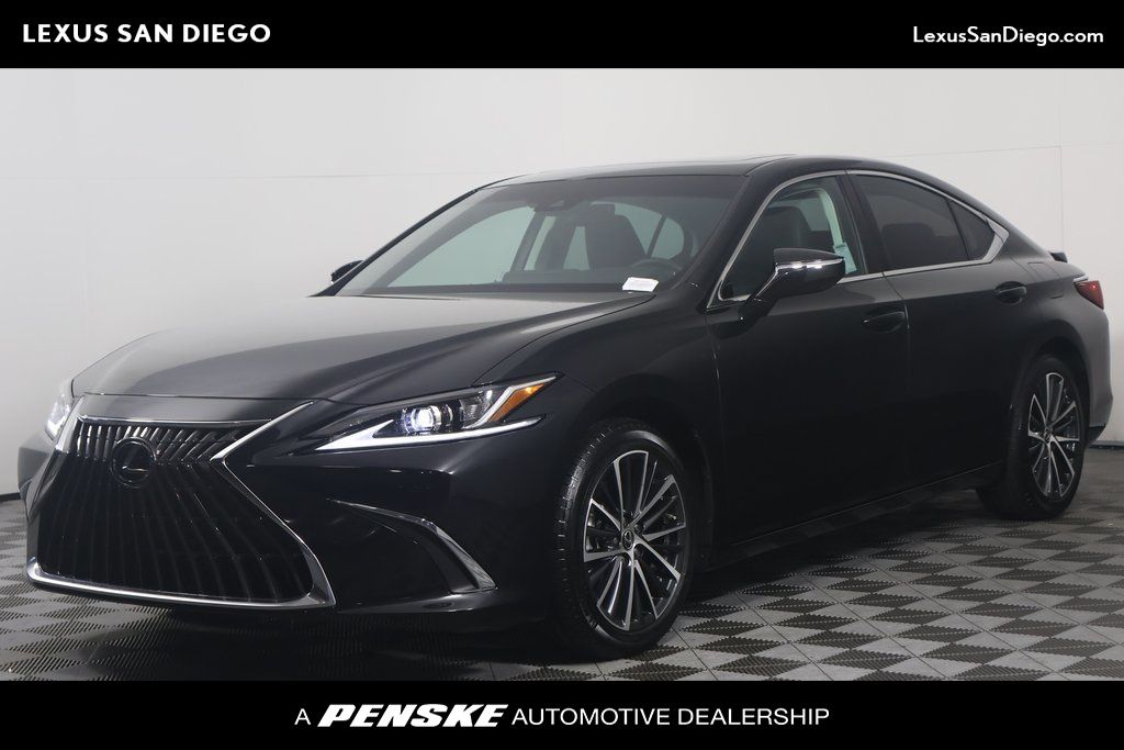 2024 Lexus ES Hybrid 300h -
                San Diego, CA