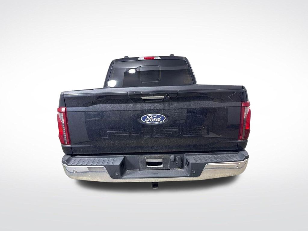 2024 Black Metallic Ford F-150 XLT RWD Truck