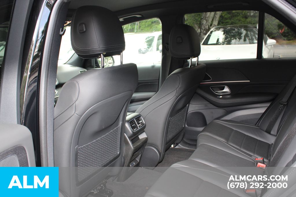 Used 2025 Black Mercedes-Benz GLE 450e image 18
