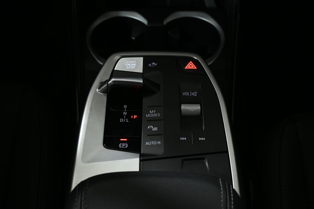 Thumbnail: 2023 BMW X1 - 22