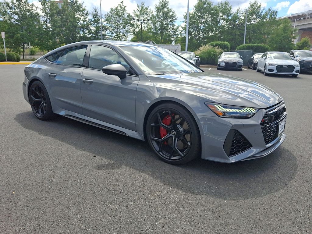 Thumbnail: 2026 Audi RS 7 - 2