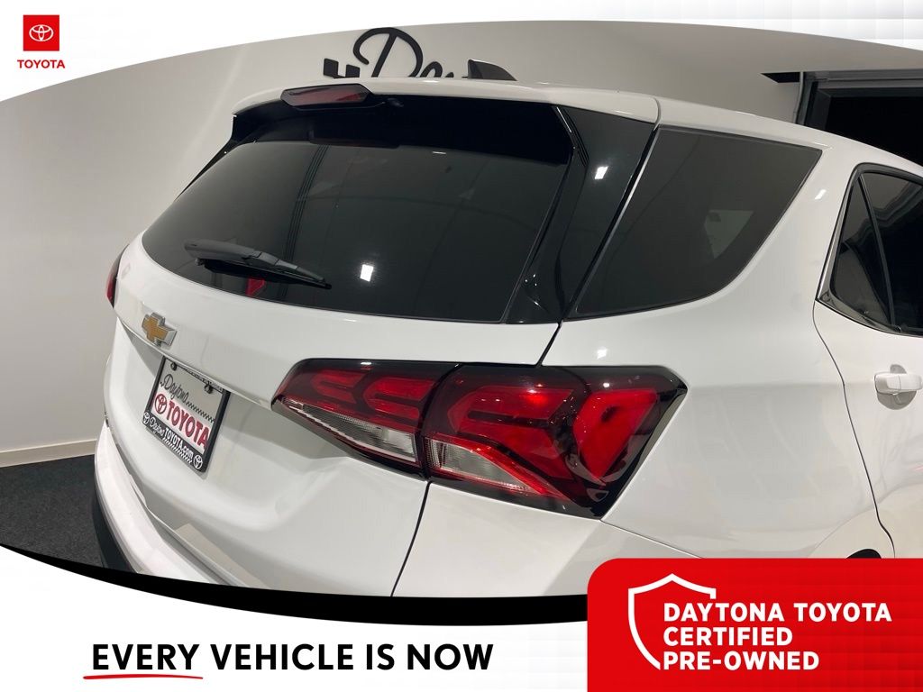 2022 Chevrolet Equinox LT - Photo 16