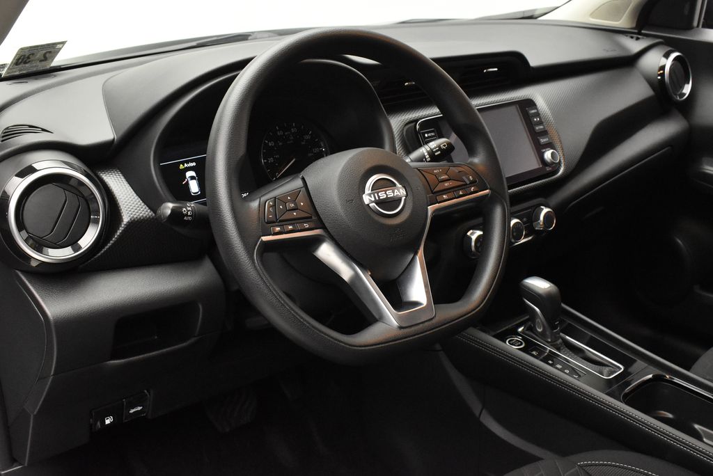 Thumbnail: 2024 Nissan Kicks - 15