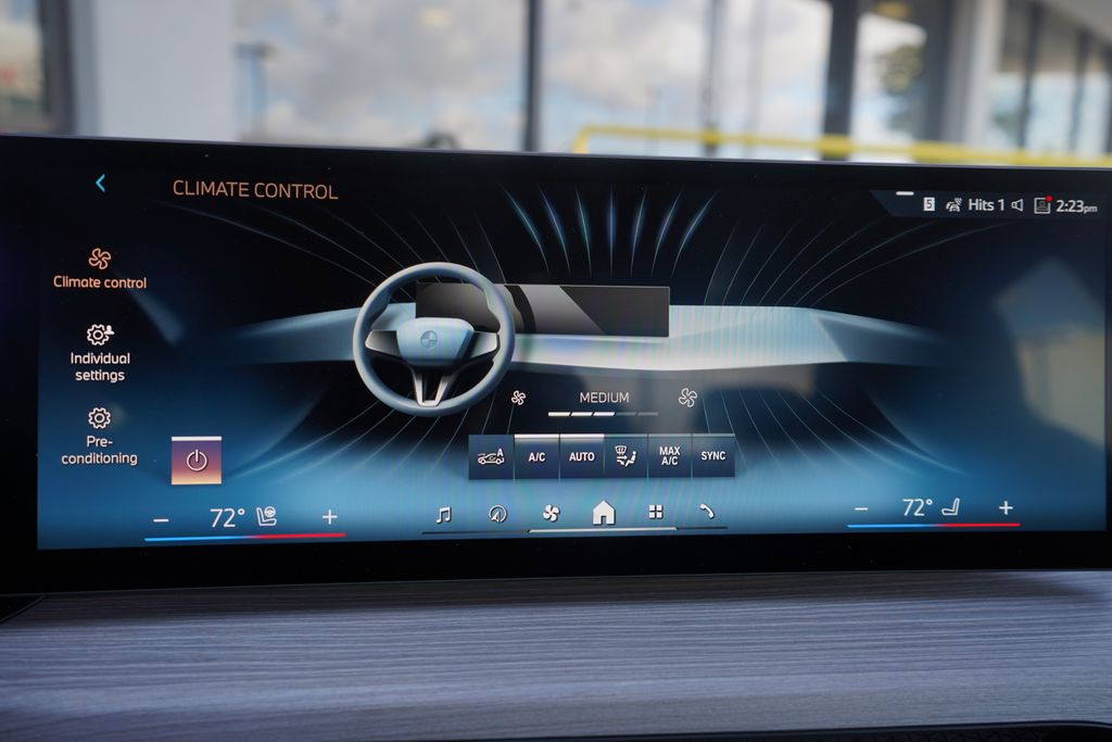 Thumbnail: 2025 BMW 3 Series - 16