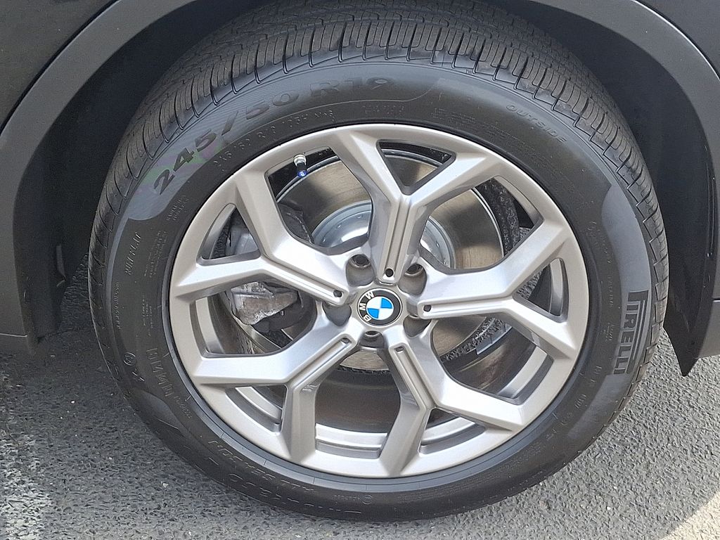 2022 BMW X3 xDrive30i 8