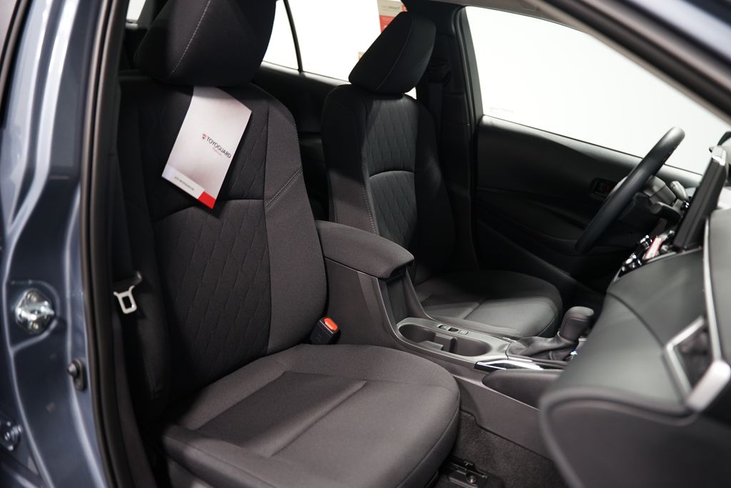2025 Toyota Corolla LE 25