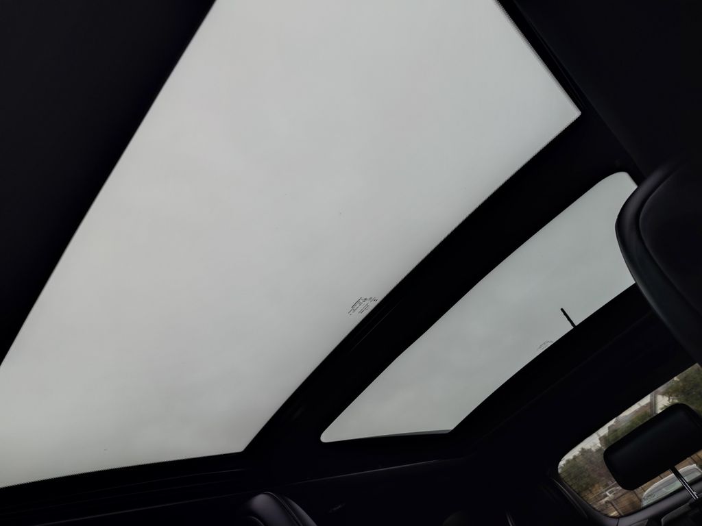 Used Car 2021 Jeep Cherokee  Latitude Lux For Sale Under $15,000 In Austin, Texas