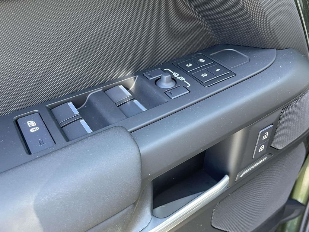 New 2026 Green Land Rover S image 33