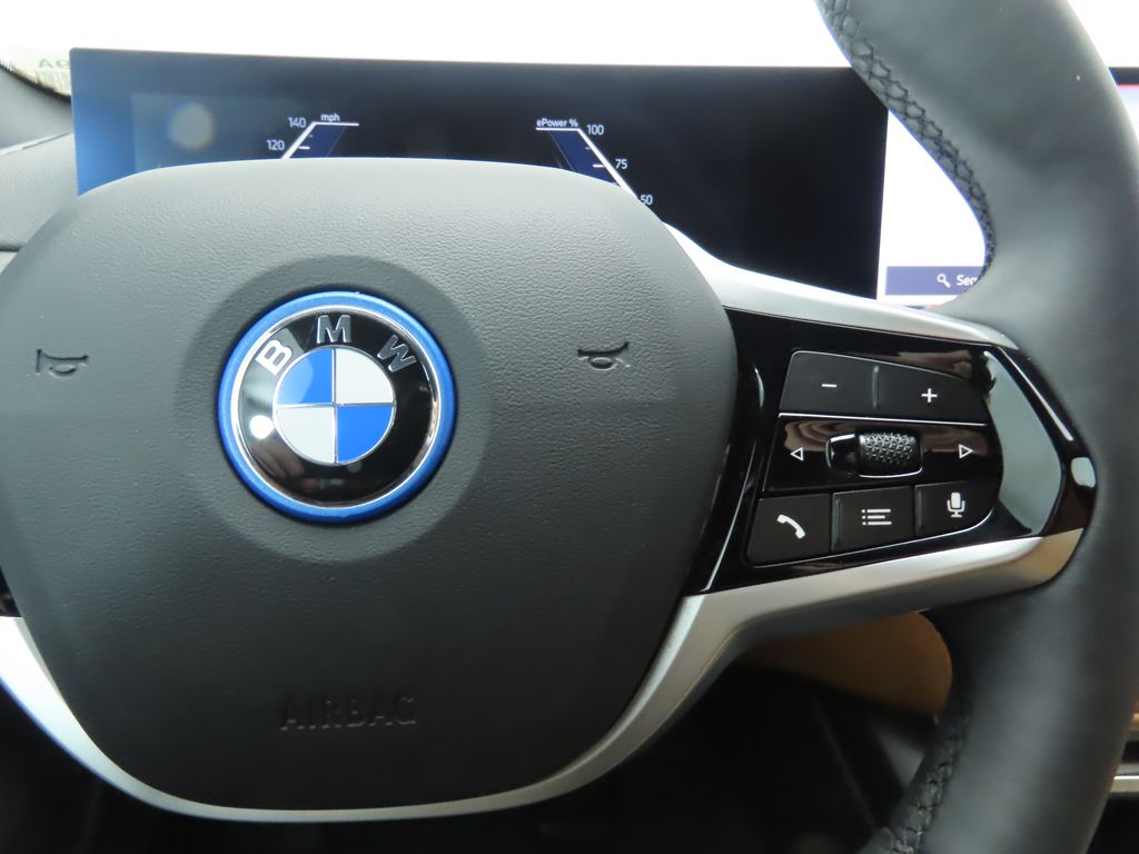 Thumbnail: 2025 BMW i4 - 12