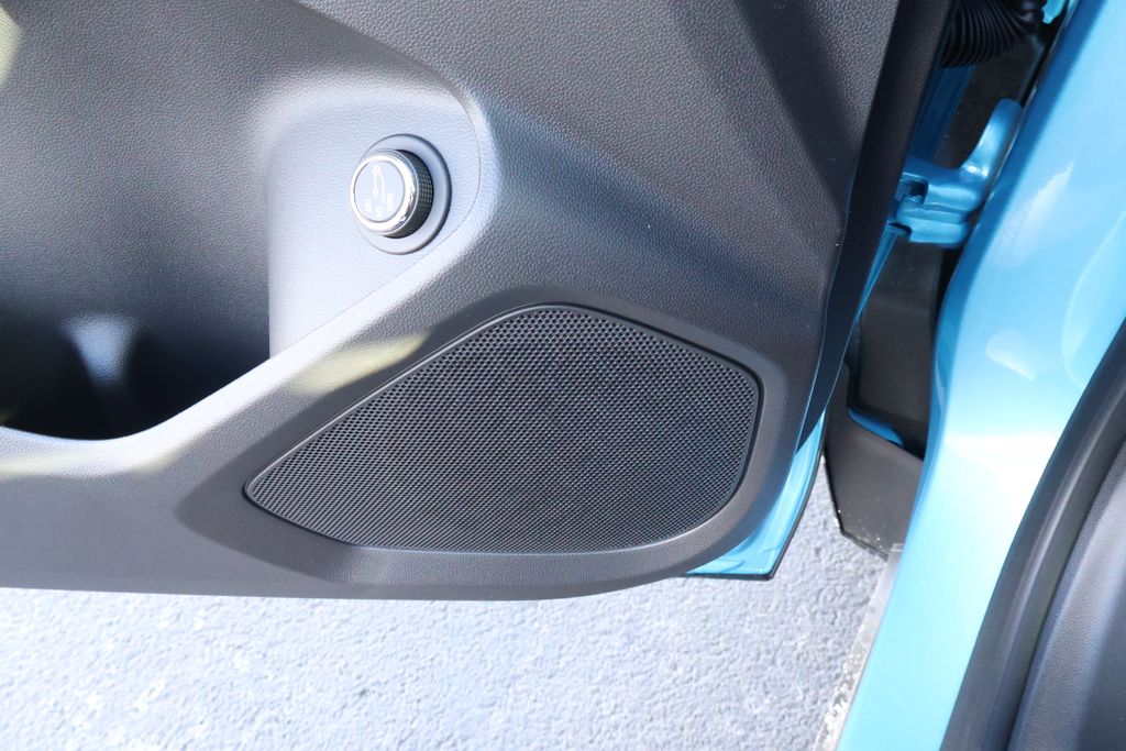 Thumbnail: 2026 Chevrolet TrailBlazer - 19